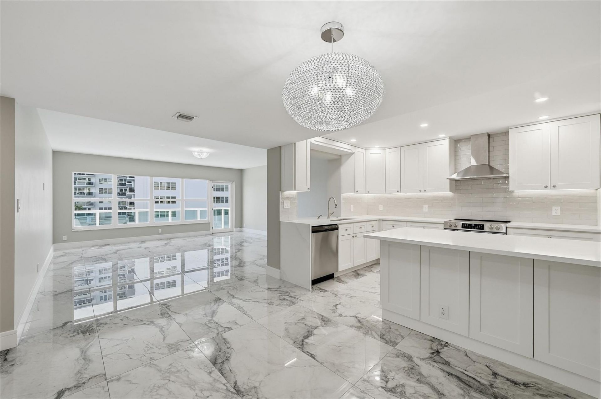 3550 Galt Ocean Drive, Unit 305, Fort Lauderdale, FL 33308 Photo