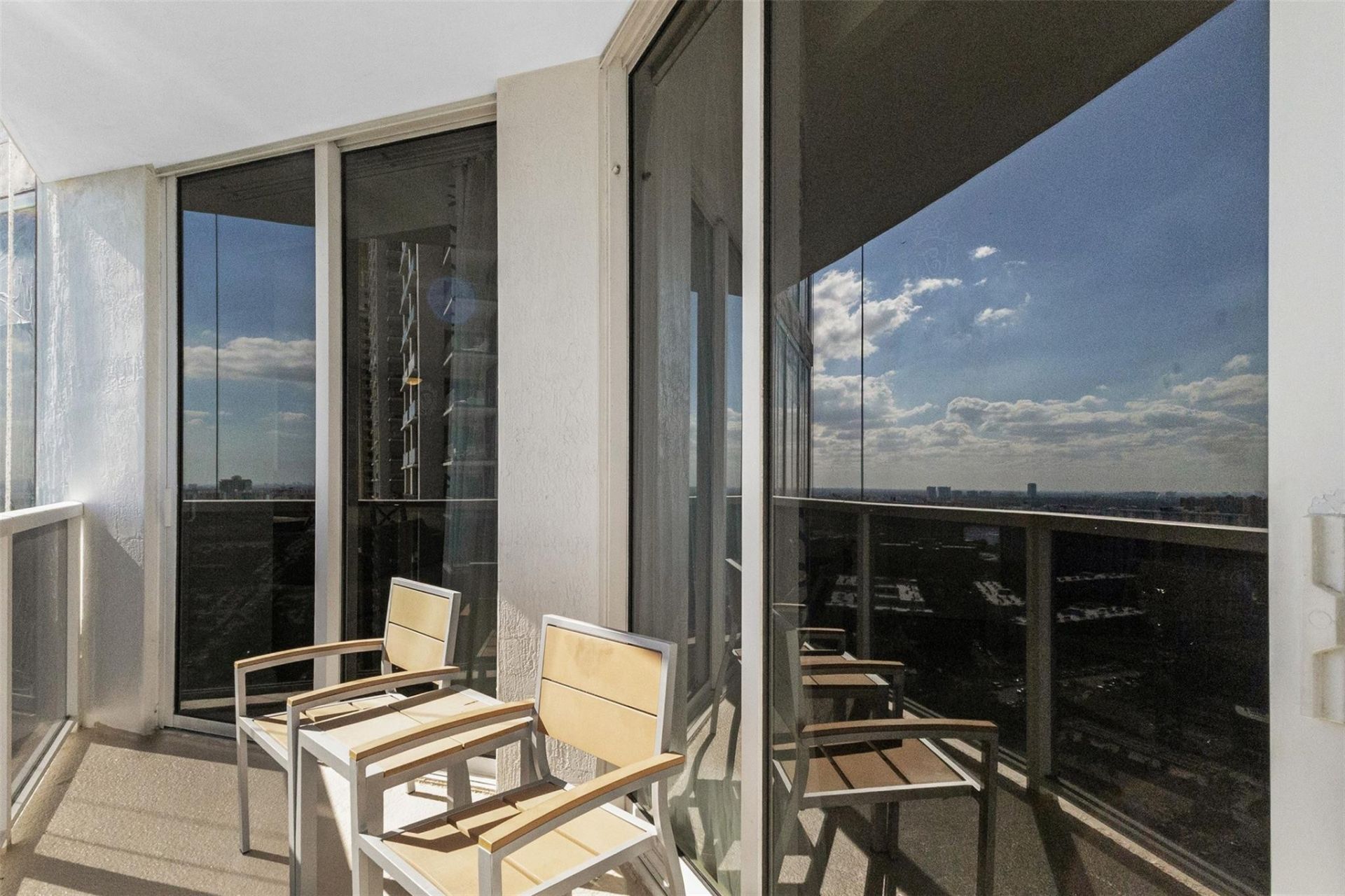 18001 Collins Avenue, Unit 2614, Sunny Isles Beach, FL 33160 Photo