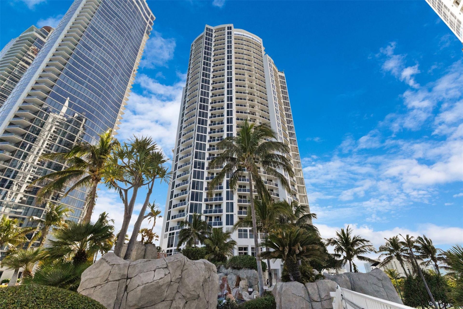 18001 Collins Avenue, Unit 2614, Sunny Isles Beach, FL 33160 Photo