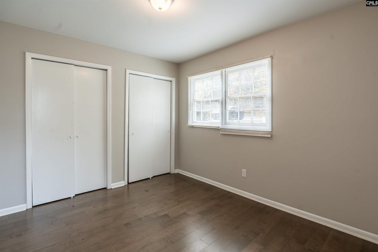 204 Park Road  Photo 16