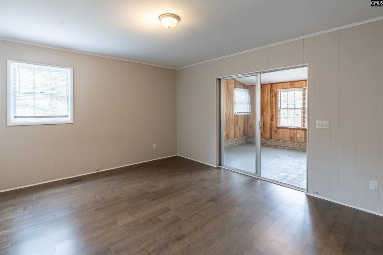 204 Park Road  Photo 17