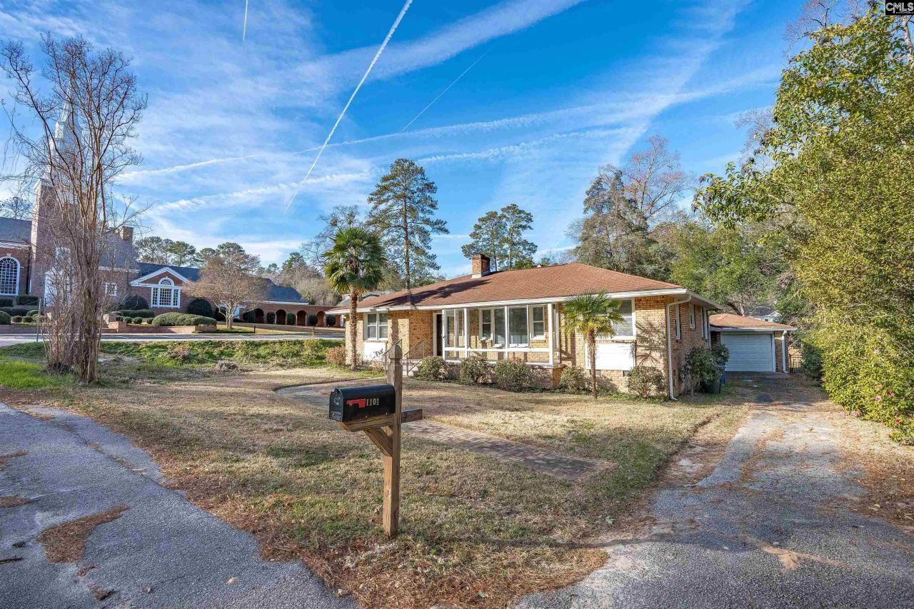 1101 Sunnyside Drive  Photo 38