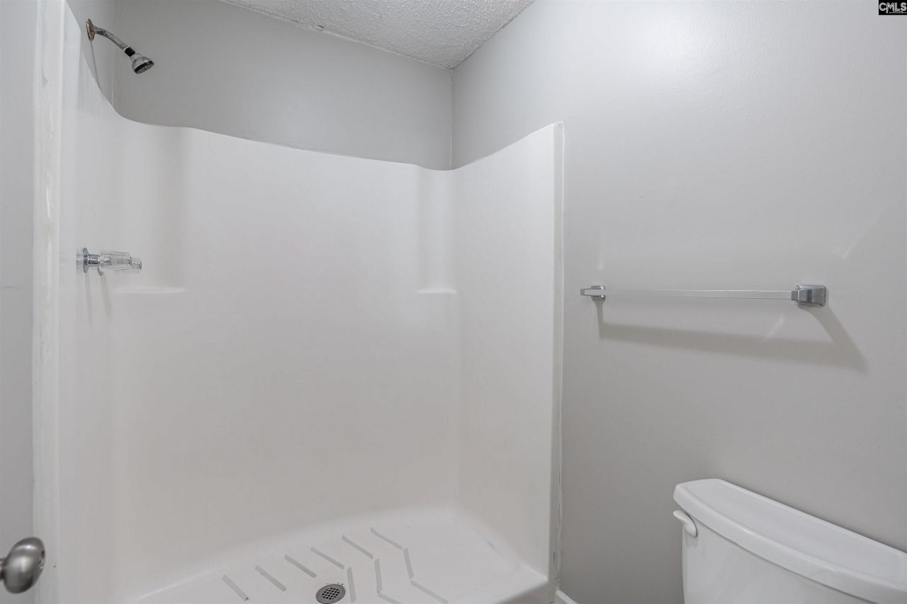 153 Twisted Hill Road  Photo 16