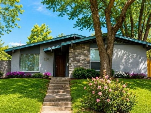 10505 Swallow Lane, Dallas, TX 75218