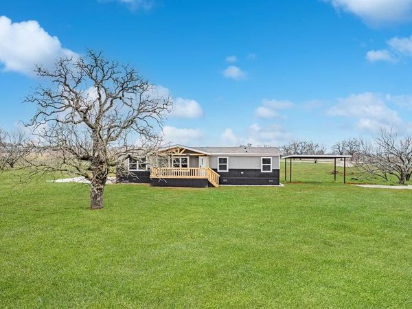 1000 Carnagie Road, Poolville, TX 76487