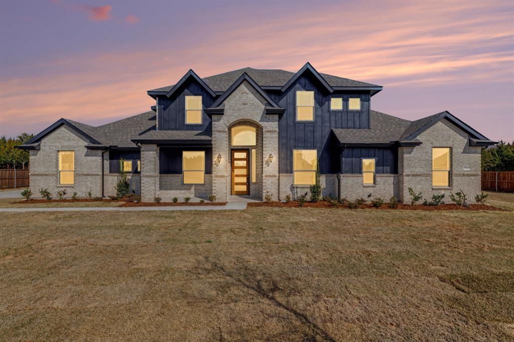 7041 Champion Road, Midlothian, TX 76065 Main Photo