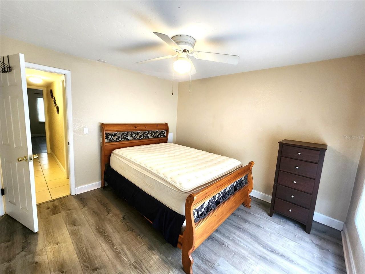 2720 Hidden Lake Boulevard, Unit B, Sarasota, FL 34237 Photo