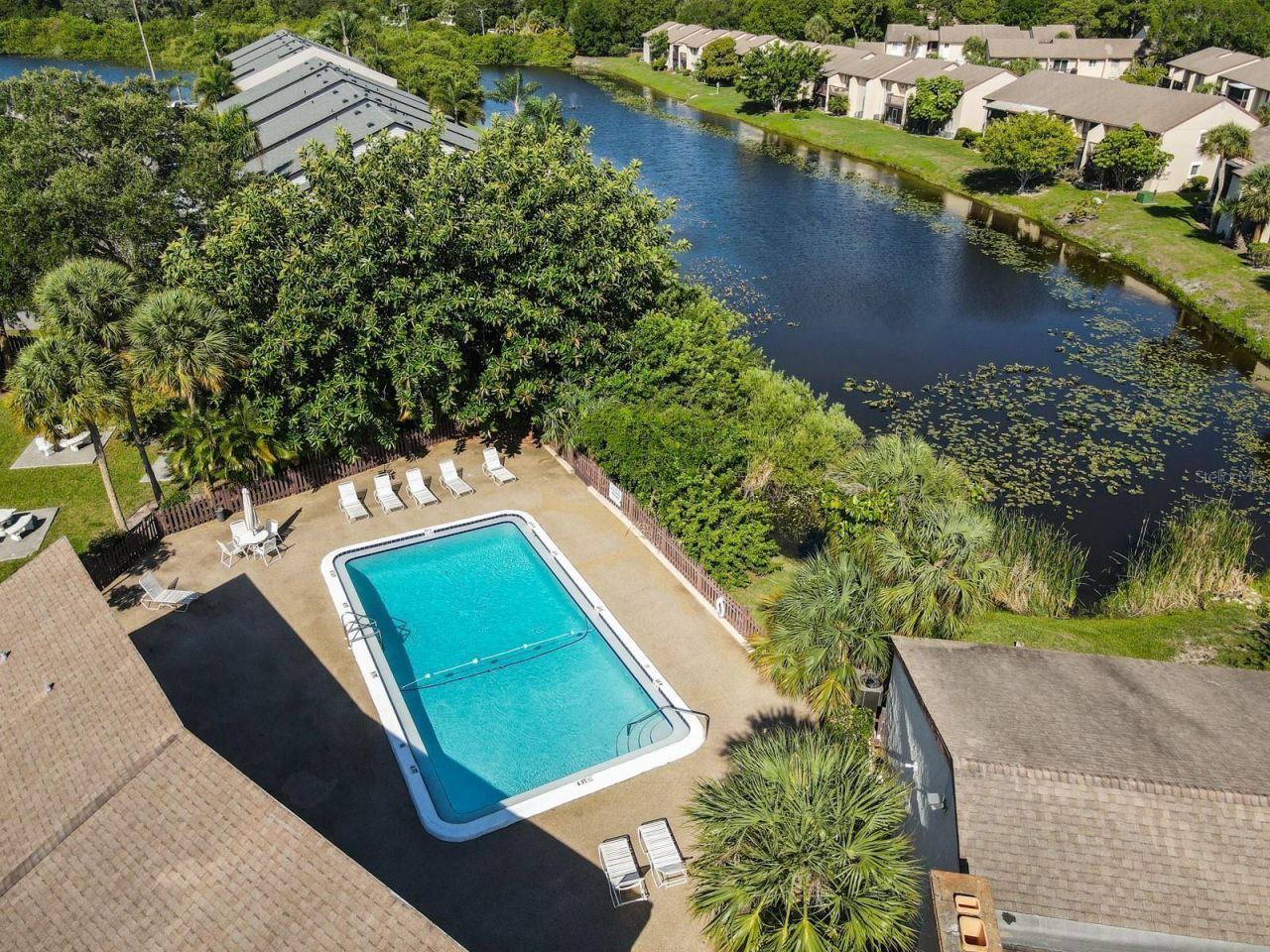2720 Hidden Lake Boulevard, Unit B, Sarasota, FL 34237 Photo