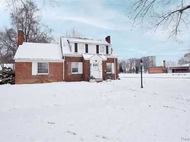 17228 DORSET Avenue, Southfield, MI 48075