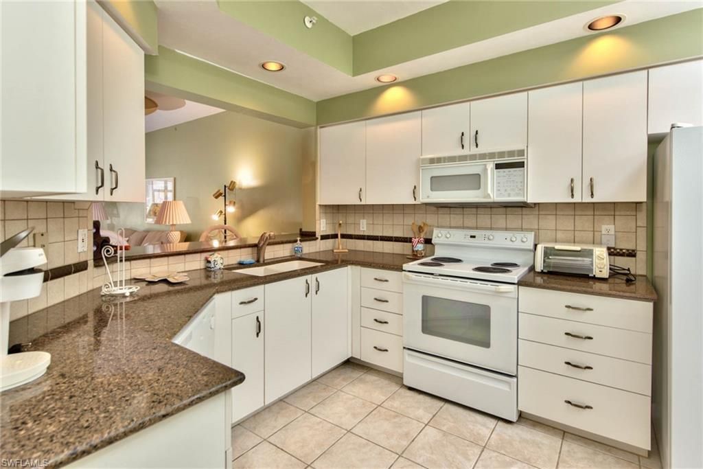 4200 Sawgrass Point Dr, Unit 101, Bonita Springs, FL 34134 Photo
