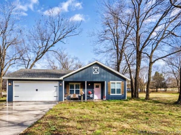 404 E Cottonwood Avenue , Fort Gibson, OK 74434