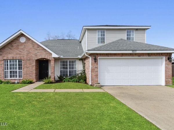 3217 Rachel Lane, Ocean Springs, MS 39564