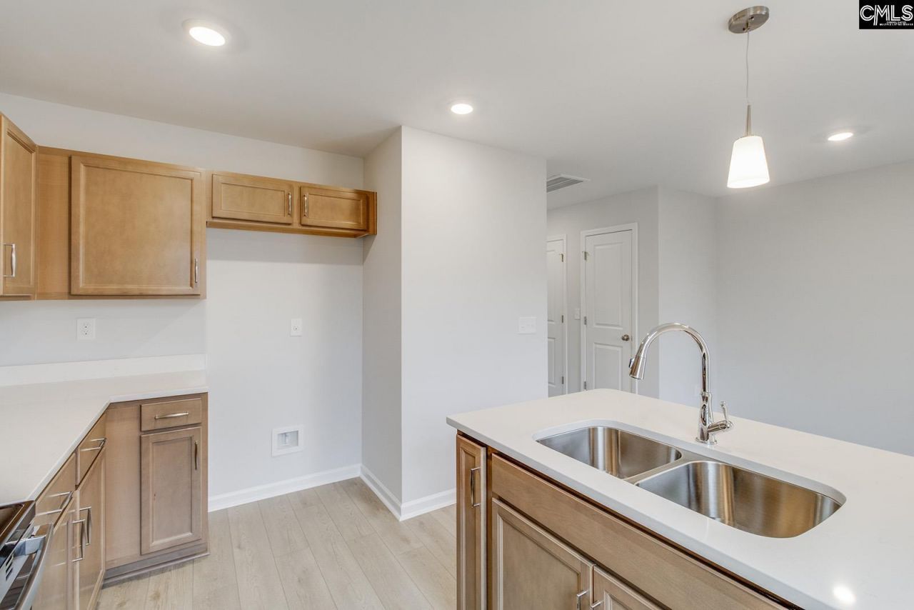 3018 Harborview Drive Photo 10