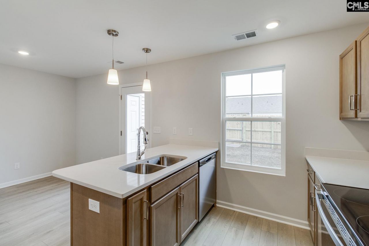 3018 Harborview Drive Photo 11