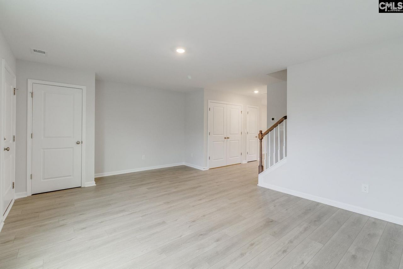 3018 Harborview Drive Photo 5