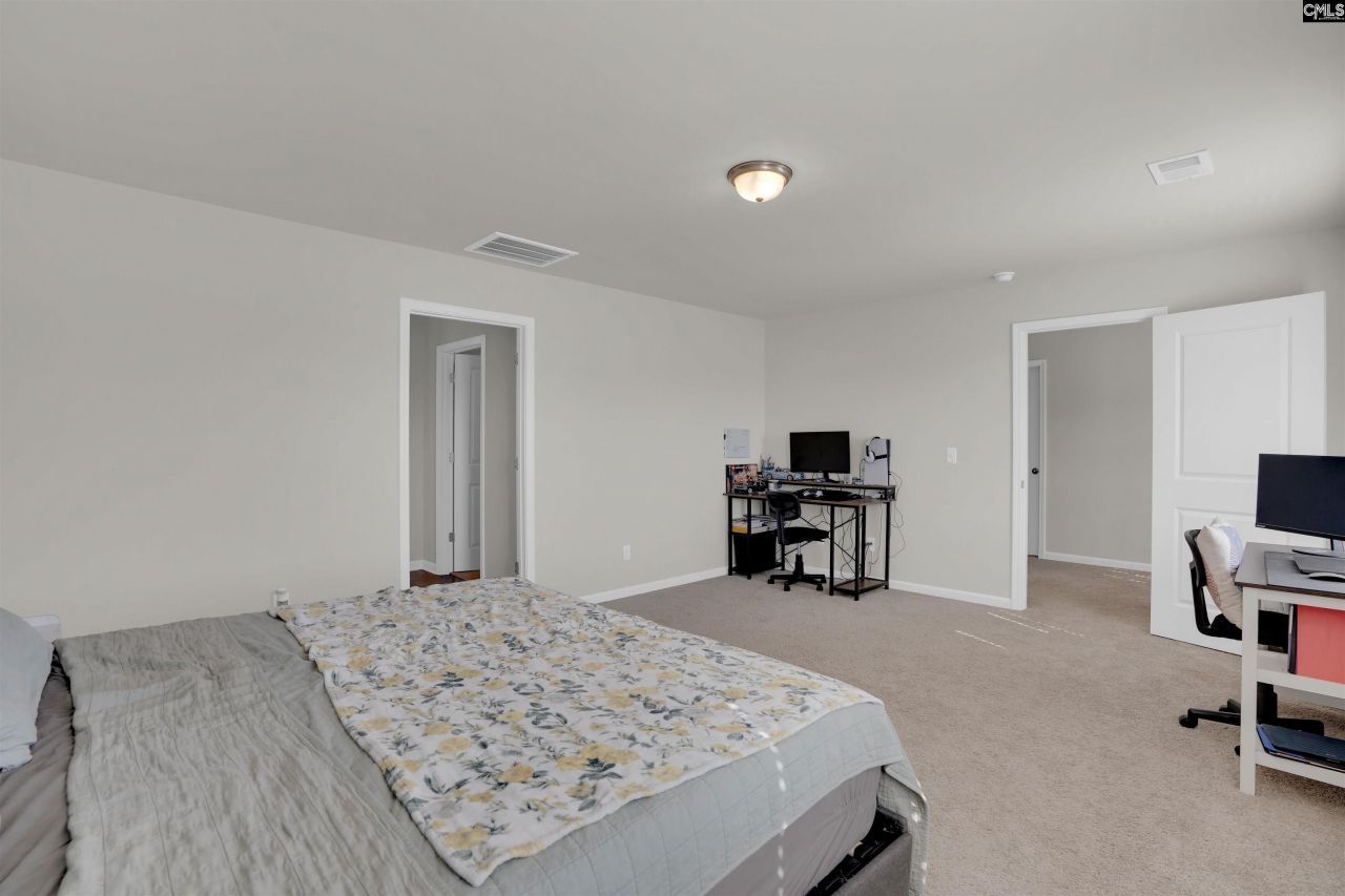 135 Savannah Wood Road Photo 26