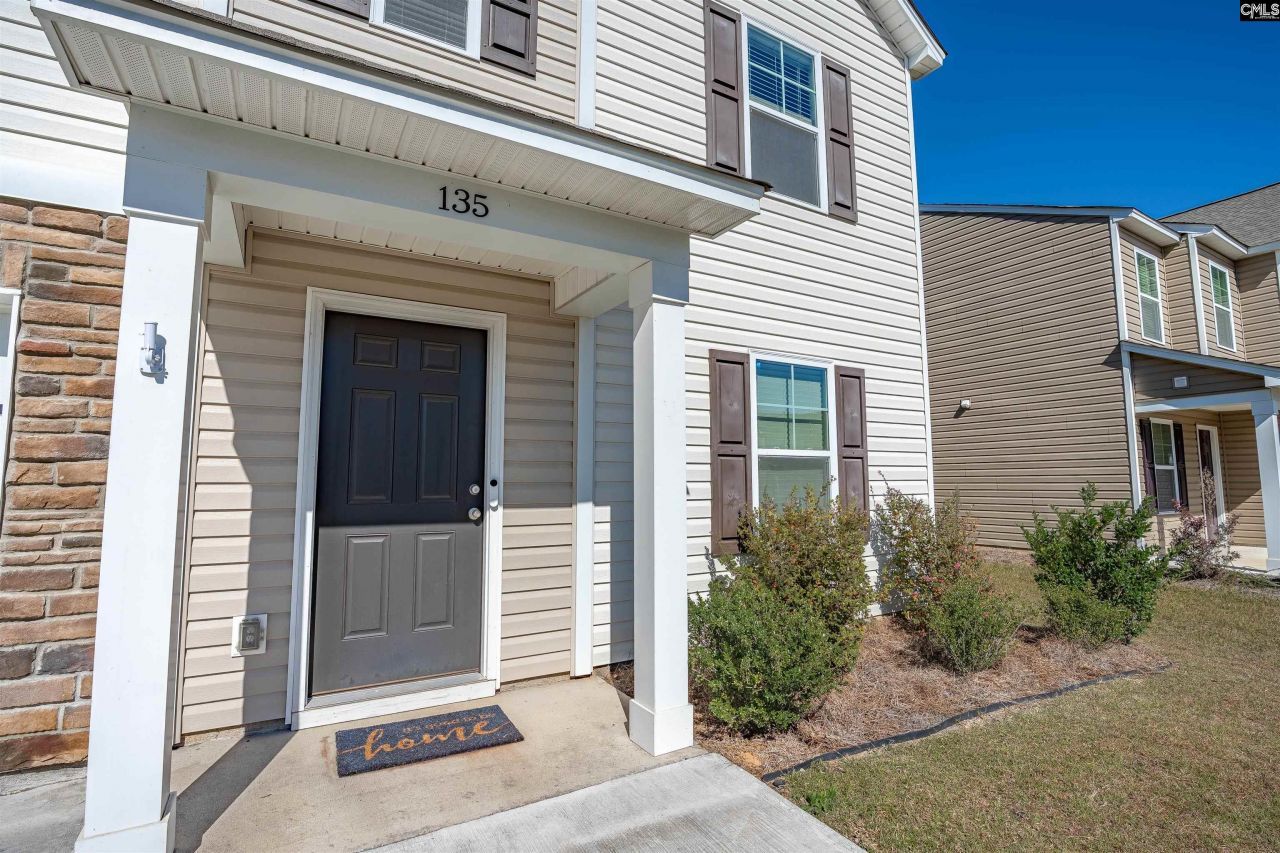 135 Savannah Wood Road Photo 5