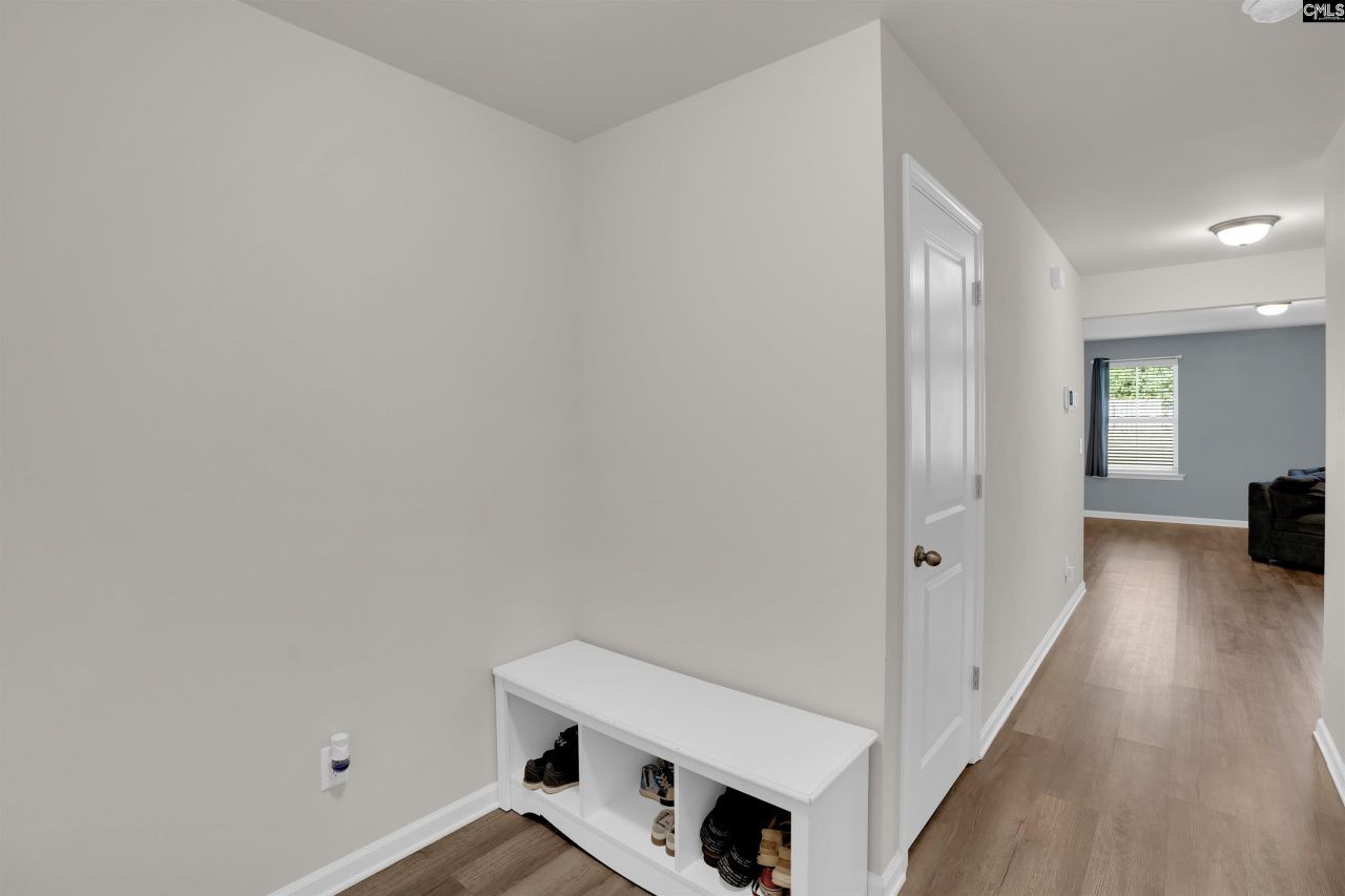 135 Savannah Wood Road Photo 6