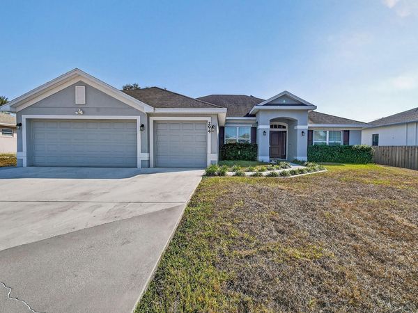 294 SW Statler Avenue, Port Saint Lucie, FL 34984