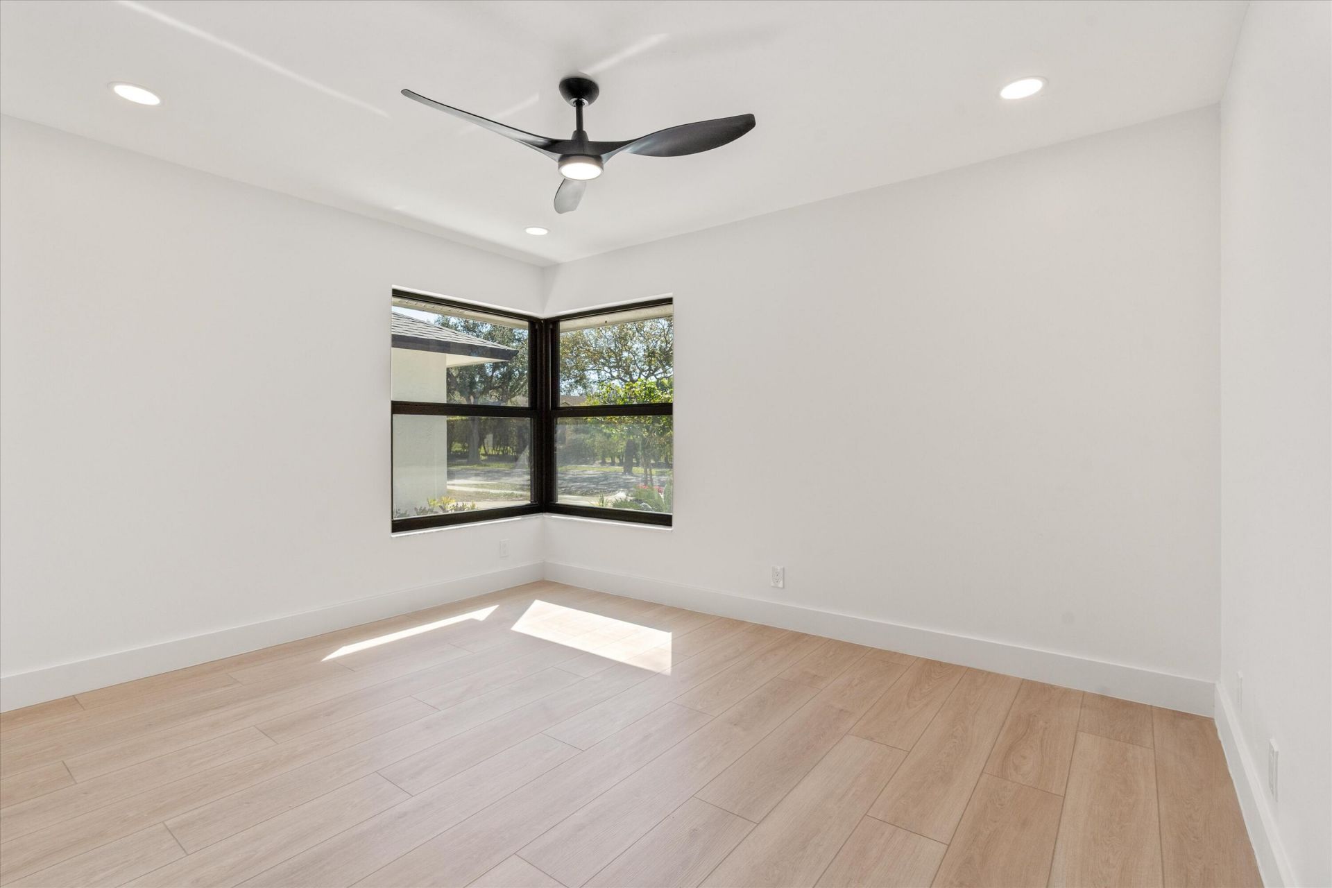 3093 NW 28th Terrace, Boca Raton, FL 33434 Photo