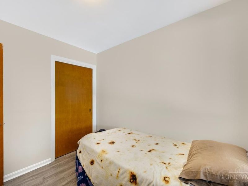 1144 Hempstead Drive, Cincinnati, OH 45231 Photo 16