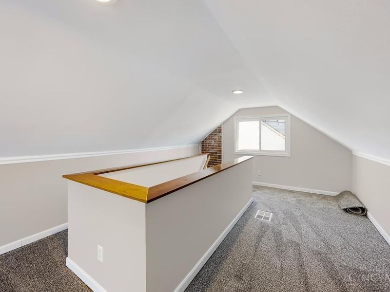 1144 Hempstead Drive, Cincinnati, OH 45231 Photo 20