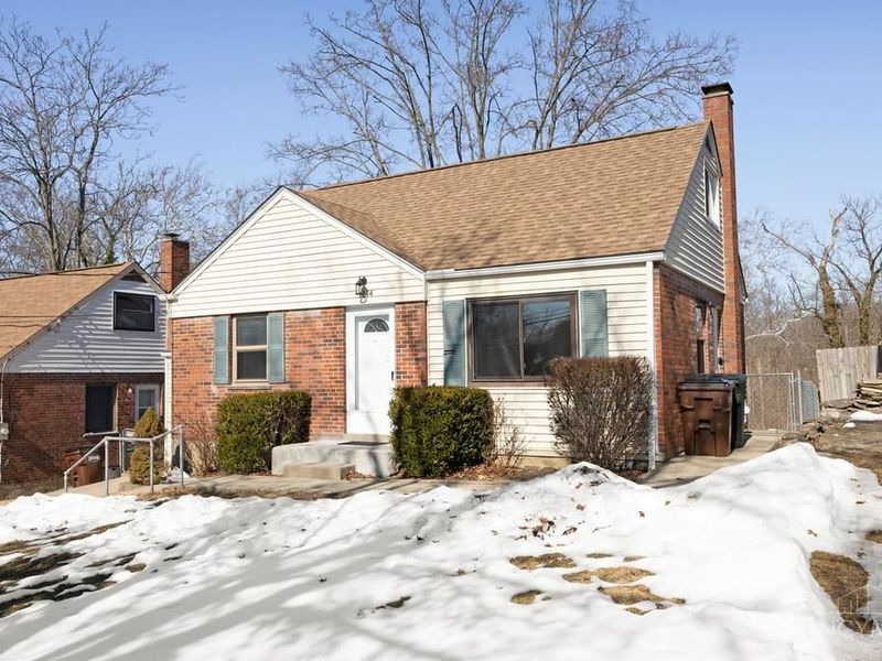 1144 Hempstead Drive, Cincinnati, OH 45231 Photo 3