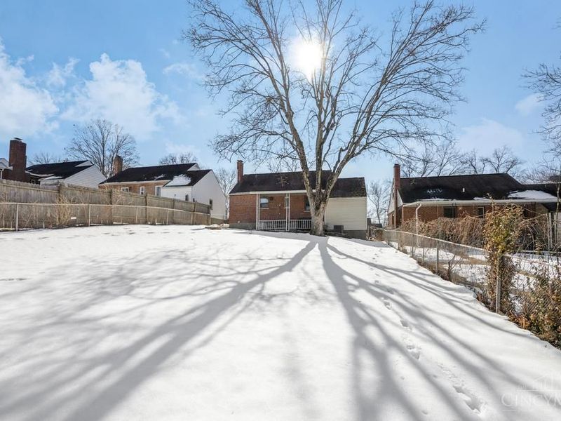1144 Hempstead Drive, Cincinnati, OH 45231 Photo 30