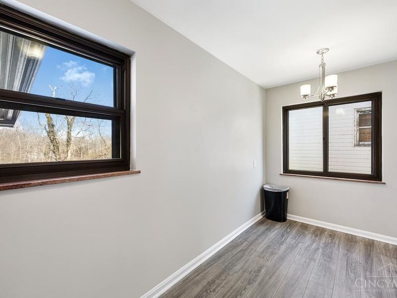 1144 Hempstead Drive, Cincinnati, OH 45231 Photo 9