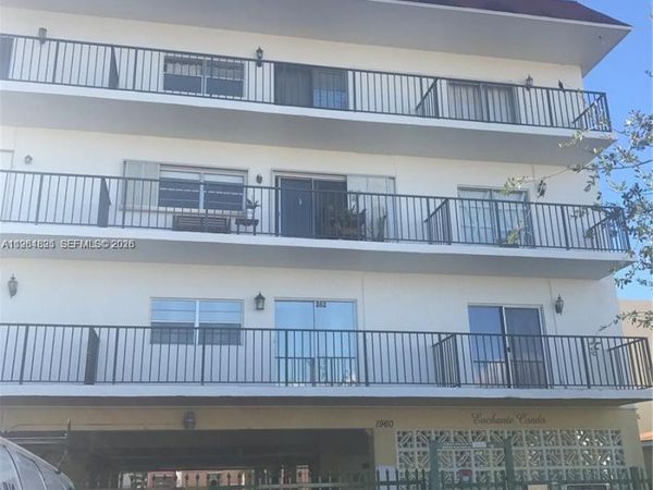 1960 Marseille Dr, Unit 305, Miami Beach, FL 33141