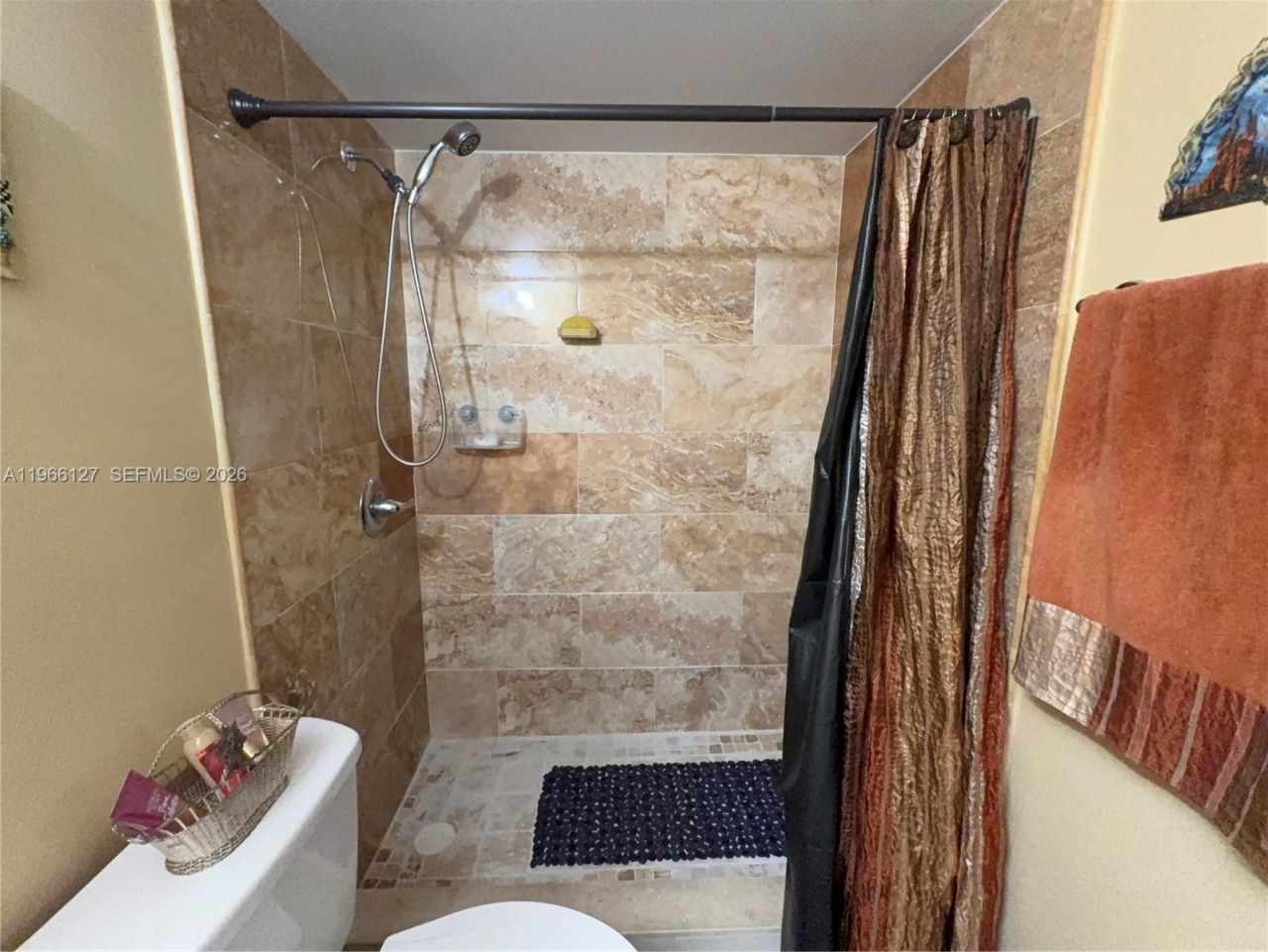 6190 W 19th Ave, Unit 205, Hialeah, FL 33012 Photo