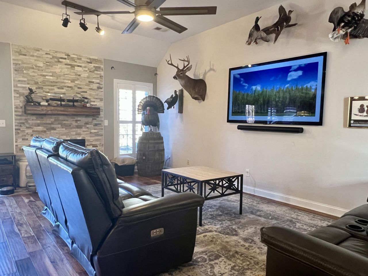 8765 Alexandria Drive Drive Photo 12