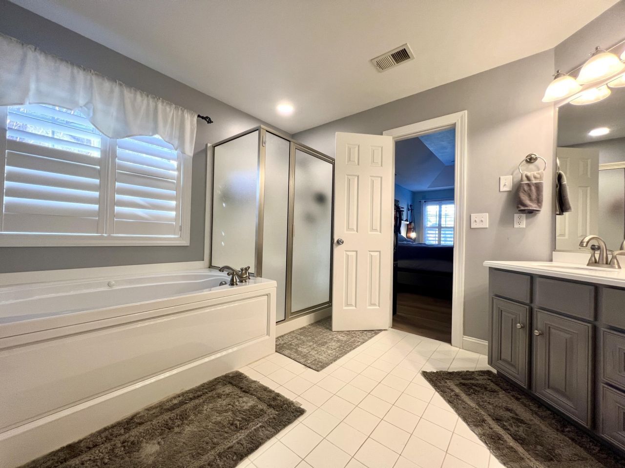 8765 Alexandria Drive Drive Photo 32