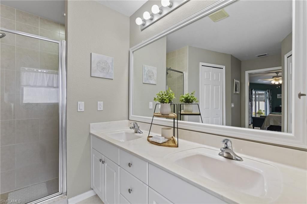 303 NE 13th Ave, Cape Coral, FL 33909 Photo