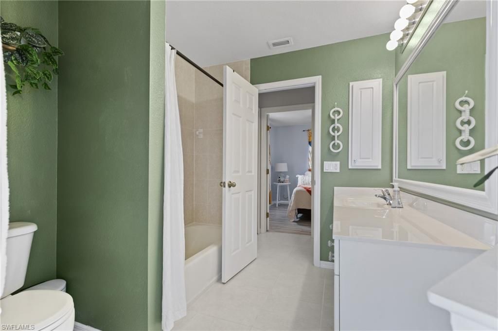 303 NE 13th Ave, Cape Coral, FL 33909 Photo