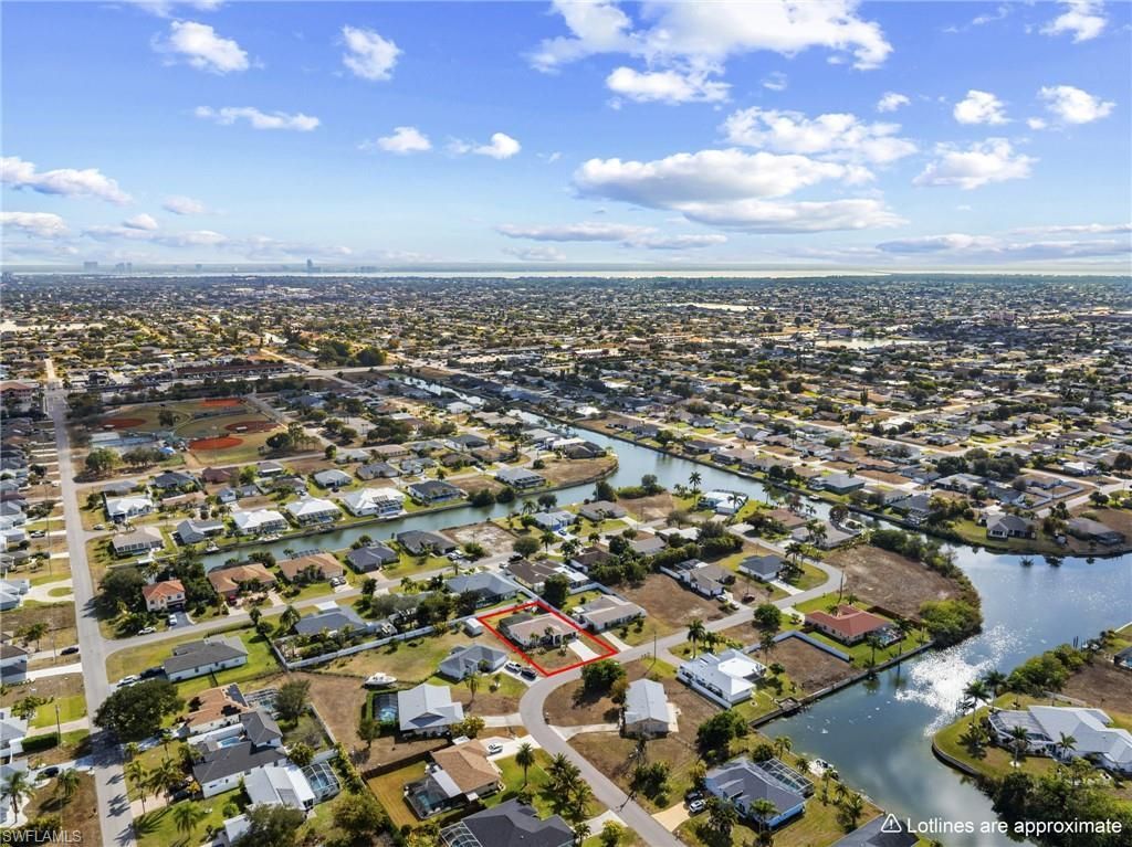 303 NE 13th Ave, Cape Coral, FL 33909 Photo