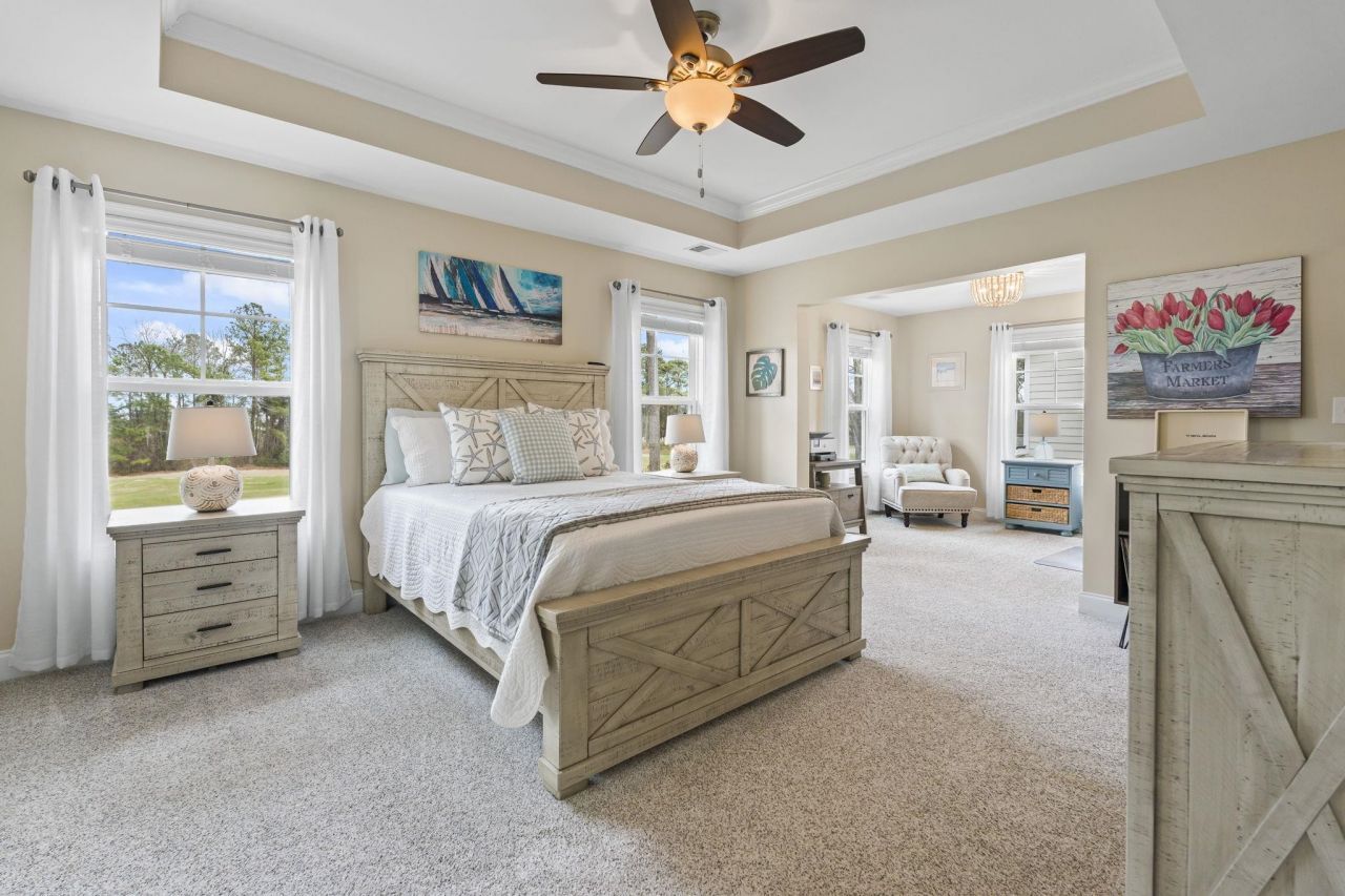 825 Falkirk St.  Photo 24