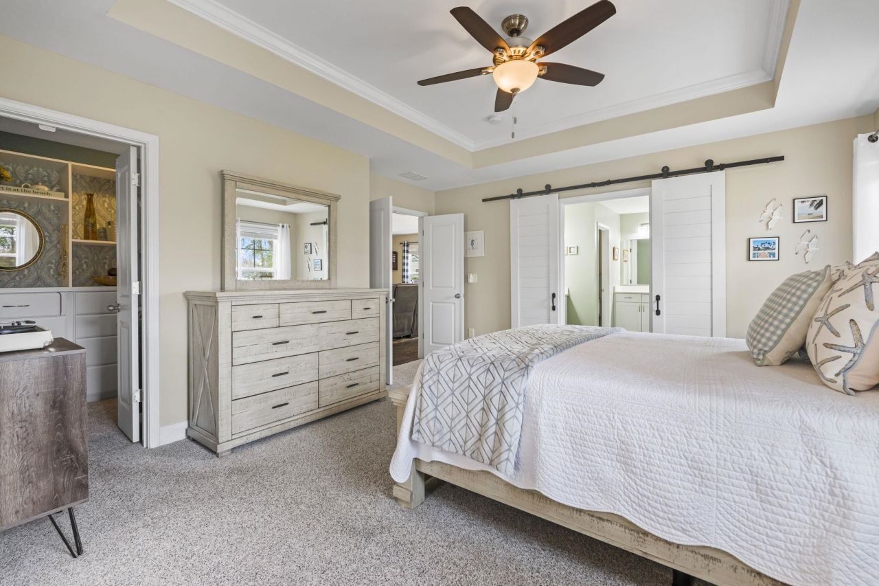 825 Falkirk St.  Photo 25