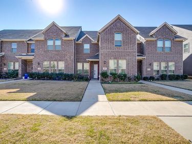 417 Milverton Drive, Fort Worth, TX 76036