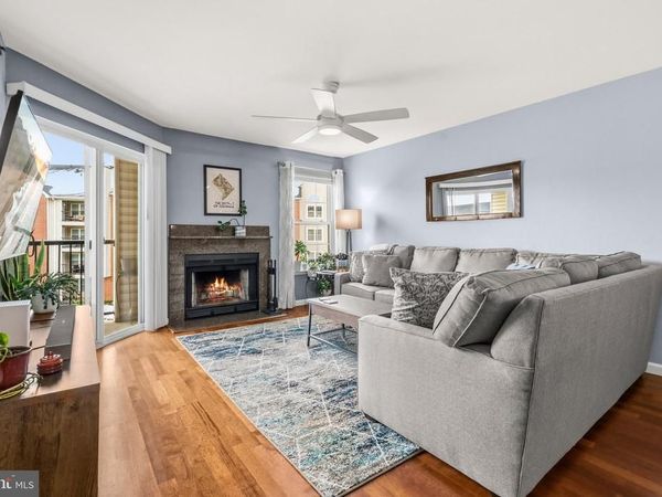 3307 WYNDHAM CIRCLE, Unit 3158, ALEXANDRIA, VA 22302