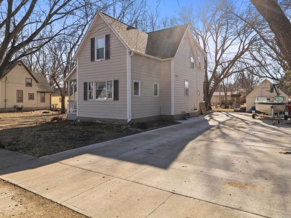 1006 5th Avenue N, Humboldt, IA 50548