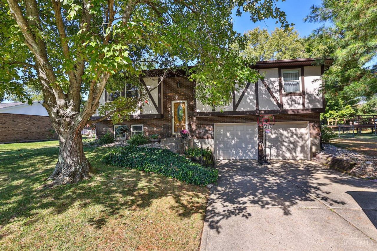 57 Landis Circle, Millville, OH 45013 Main Photo