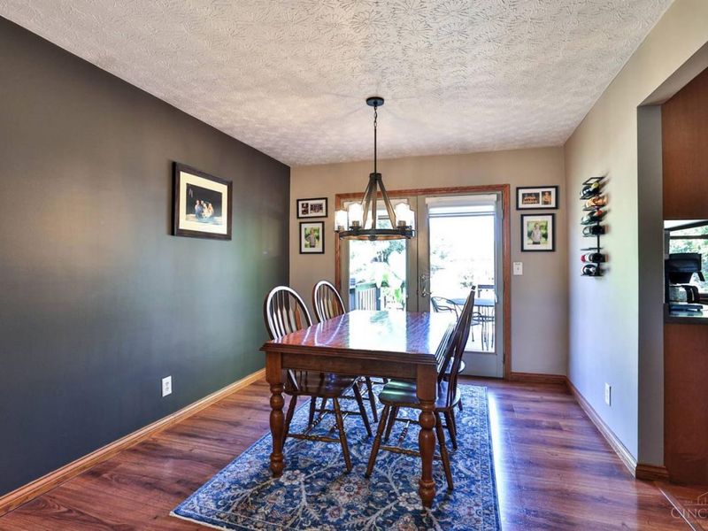 57 Landis Circle, Millville, OH 45013 Photo 9