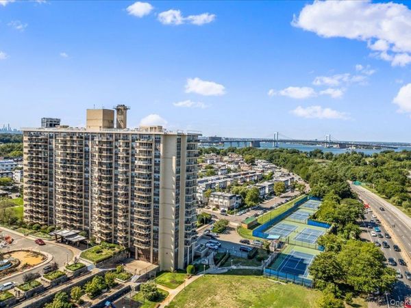 17-85 215th Street , Unit 9L, Bayside, NY 11360