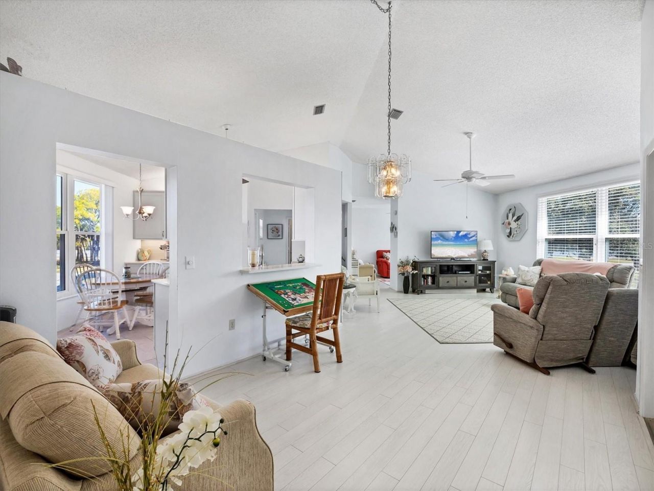 4050 Pinebrook Circle, Unit 9, Bradenton, FL 34209 Photo