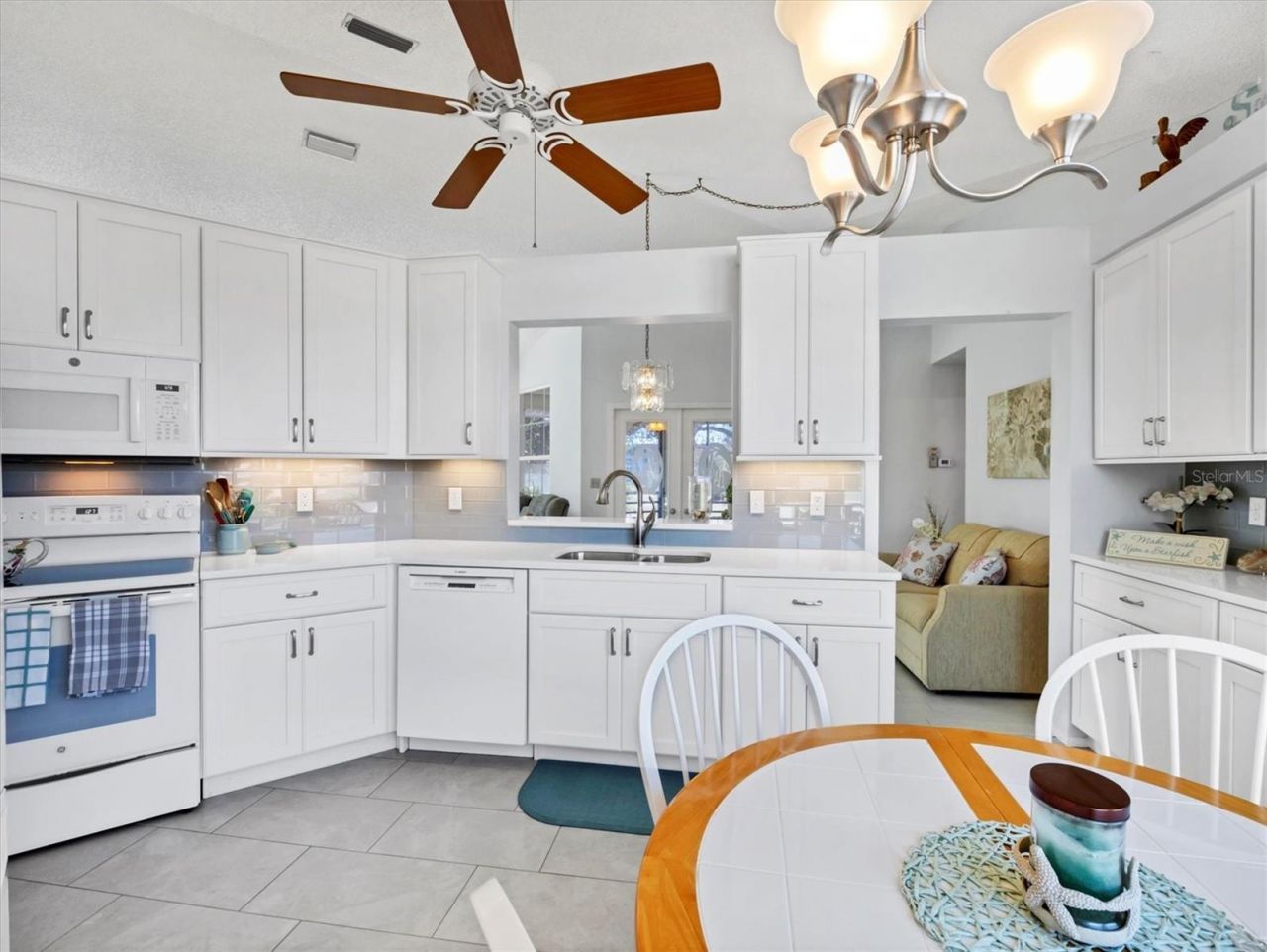 4050 Pinebrook Circle, Unit 9, Bradenton, FL 34209 Photo