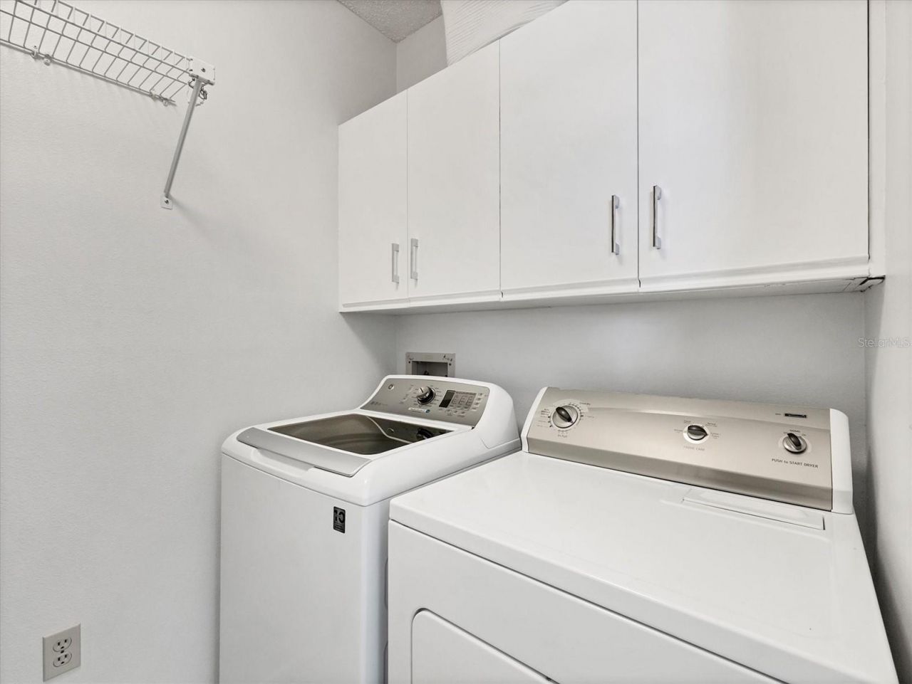 4050 Pinebrook Circle, Unit 9, Bradenton, FL 34209 Photo