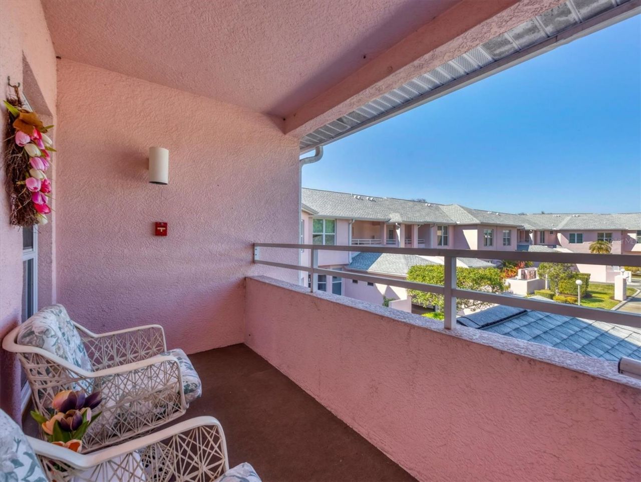 4050 Pinebrook Circle, Unit 9, Bradenton, FL 34209 Photo