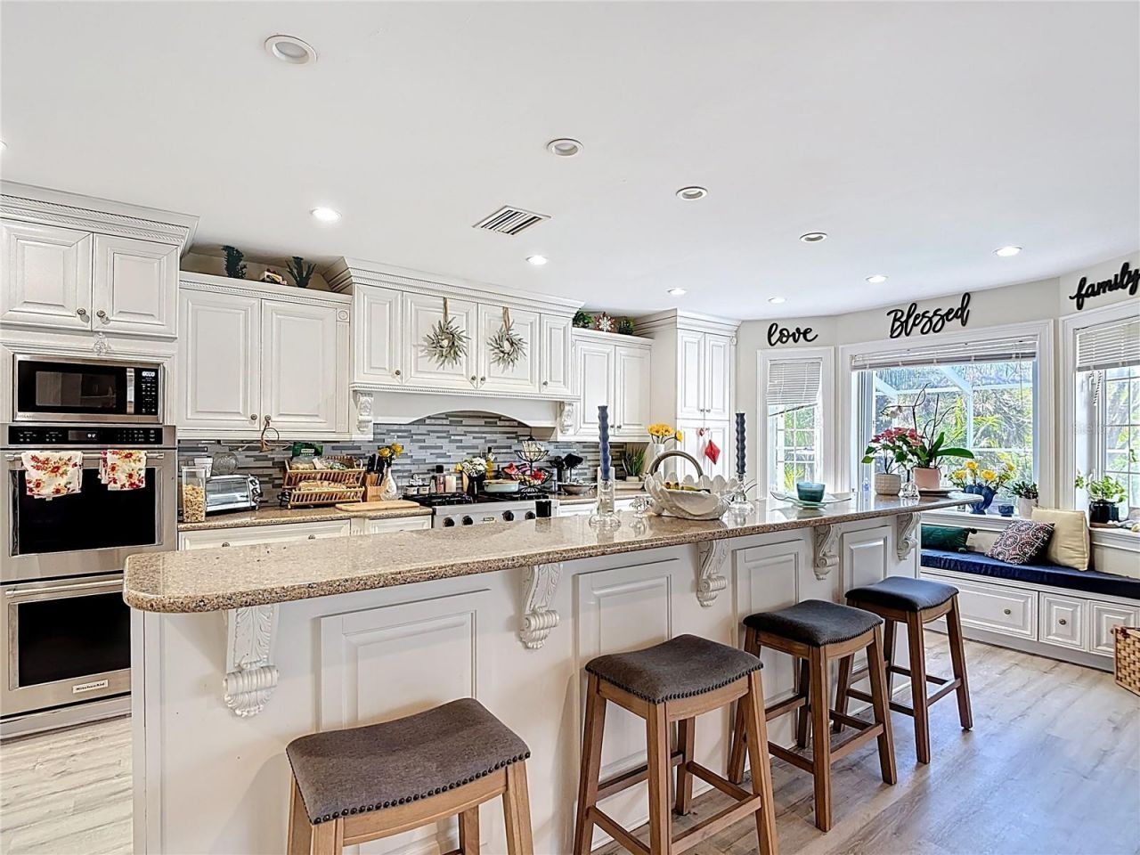 16200 Forest Oaks Drive, Fort Myers, FL 33908 Photo