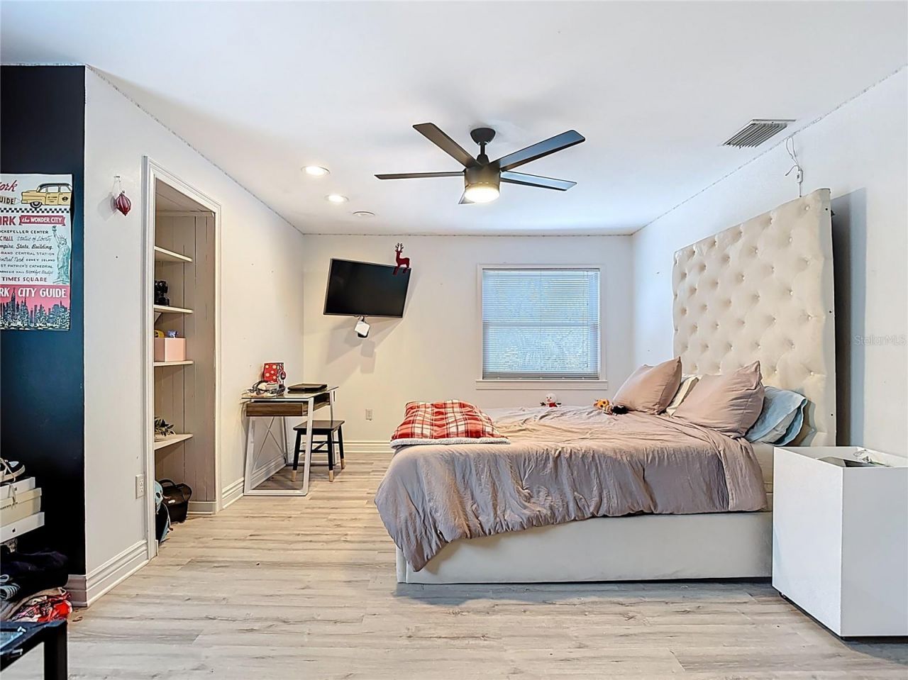 16200 Forest Oaks Drive, Fort Myers, FL 33908 Photo
